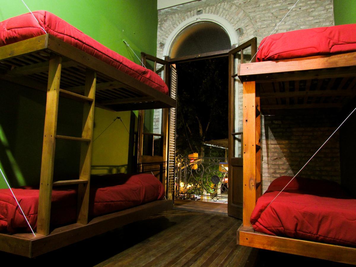 La Casa De Arriba Hostel Росарио Екстериор снимка